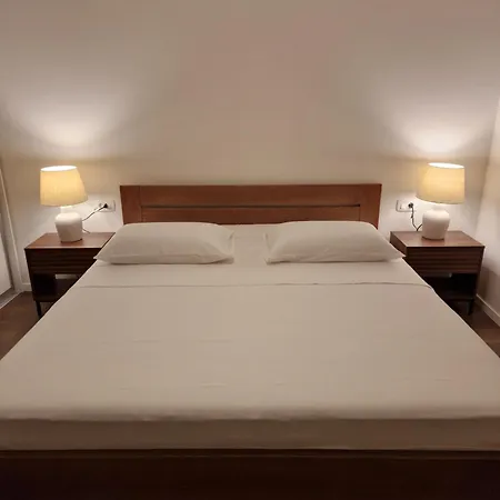 Modern And Spacious 2 Bedroom